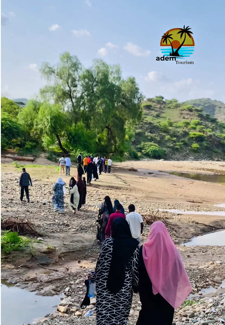 Kaalay nala dalxiis Oo nafta soo daji #adem_tourism_vlogs #vloger #cameraman #borama_awdalsomaliland💚★❤️ 