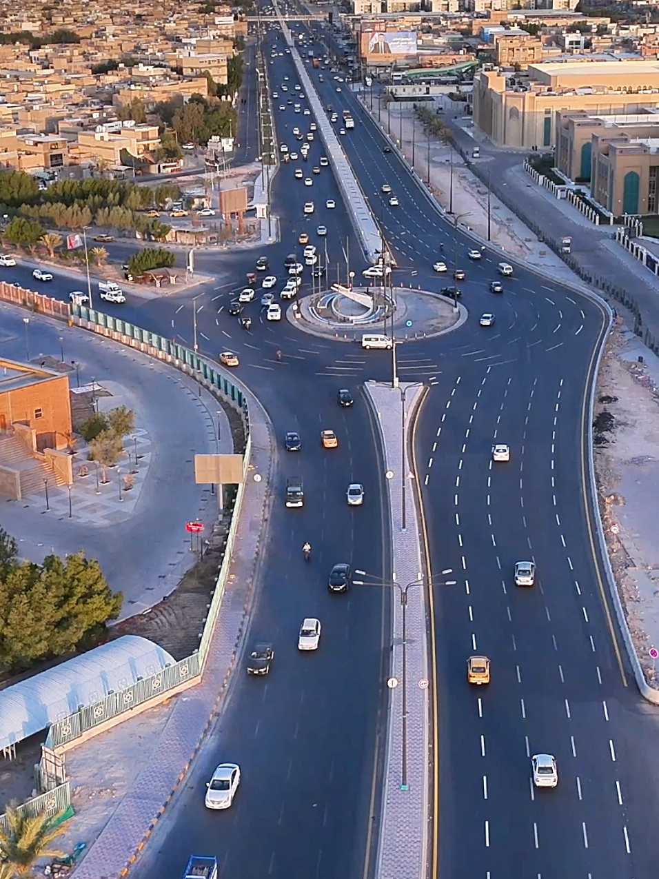 هنا النجف العظيمة تتصدر العالم بالجمال #النجف #العراق #ال #النجف_الأشرف #سيف_اكثم_المظفر #السعودية #الخليج 