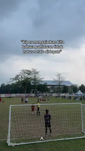 Kiper kasi paham 🔥🔥 #kipersepakbola #katakatasepakbola #sepakbola #storybola #fyp 