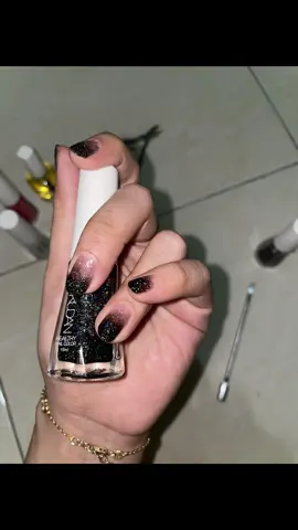 cuma pakai nailpolish ini yg bisa bikin #gradasi 