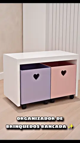✨ Deixe a bagunça no passado! Organize com estilo e praticidade com esse lindo organizador de brinquedos. 🧸💜💕 DEIXEM NOS COMENTÁRIOS 