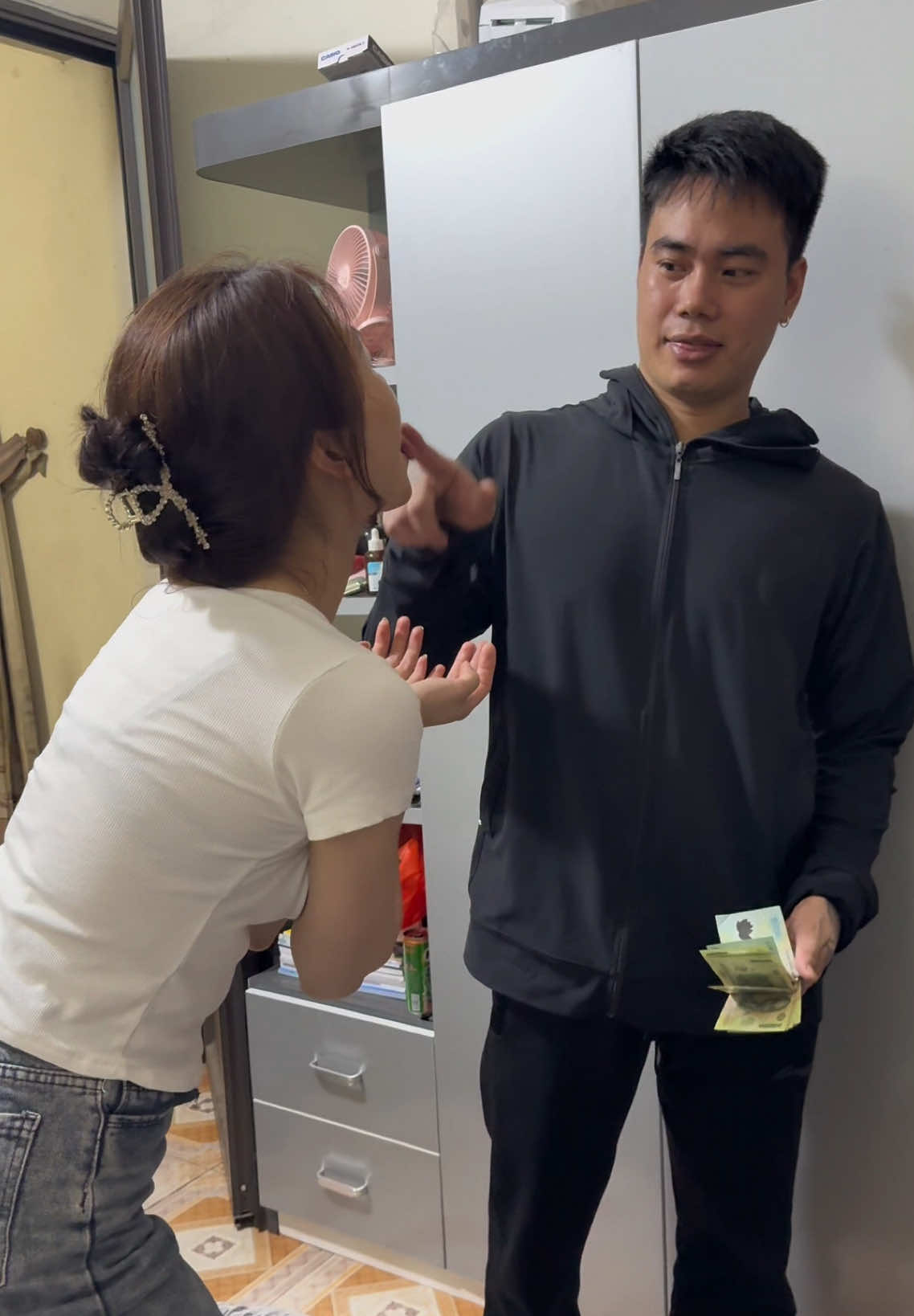 chưa về tới nơi đã kêu tiền tiền #xuhuong #xuhuongtiktok 