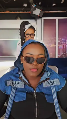 when #shattawaleking was bandana!  #sm4lyf #timakumkumxsistersandyseries   #timakumkum #sistersandybiy3guy  attire: @Kpcollection5  the Guyest attire: @EaglewearGh 