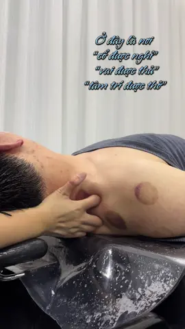 Thư giãn một chút ##goidauduongsinh #goidauthugian #goidaumassage #massagercovaigay 