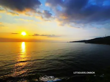 Lombok ku #letsguidelombok #lombok #travel #indonesia #fypシ゚ #vibes #nature #trip #fyppppppppppppppppppppppp #lobar #pantai #sunset #lombokbarat 