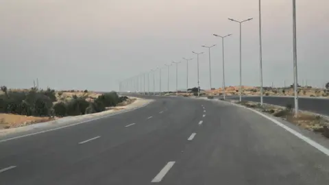 أنا رايق ومزاجي عناب😂#ترابين_ولـنا_فـي_قـمة_الـمجد_رايـات #تصويري_احترافي_الاجواء👌🏻🕊😴 #جبراتت📮 #البرث_ديرتي❤️ #بدوانك_سعدهم_قايم🔥💪 