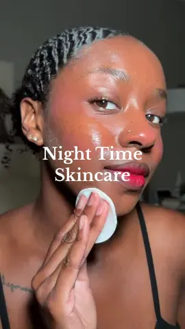 My favorite time of night! I hesitated to record this because my skin doesn’t look like it used to. Then I realized what a disservice I’d be doing by not showing up authentically. So, here we are 💁🏾‍♀️  My dark spots/hyperpigmentation are fading. Skincare works.  #skincareroutine #darkspotserum #caudalie #beconfident #getunreadywithme 