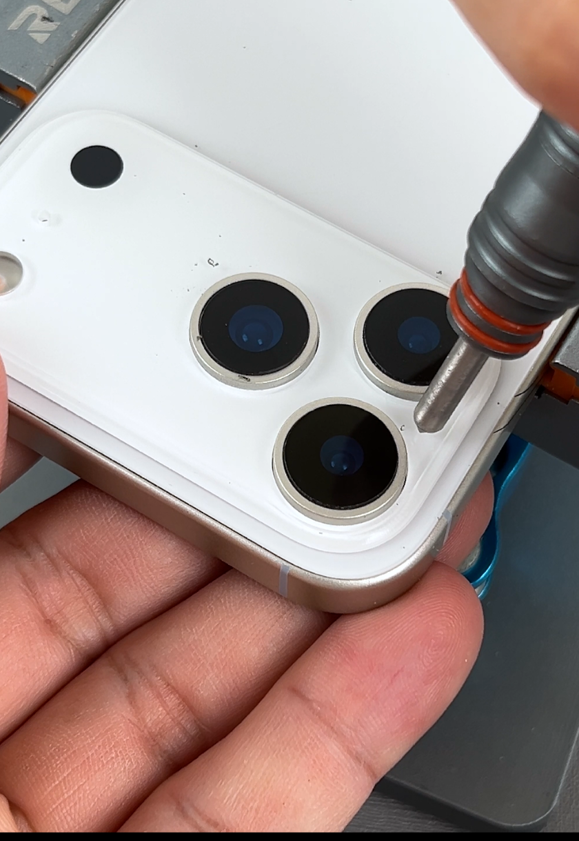 iPhone 17 Pro Max Demo Durability Test. #iphone17promax #demo #DIY #craft 