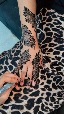 Black henna#ibtisam_arts #fyp #5millionviews #fypviralシ #🔥🔥🔥 