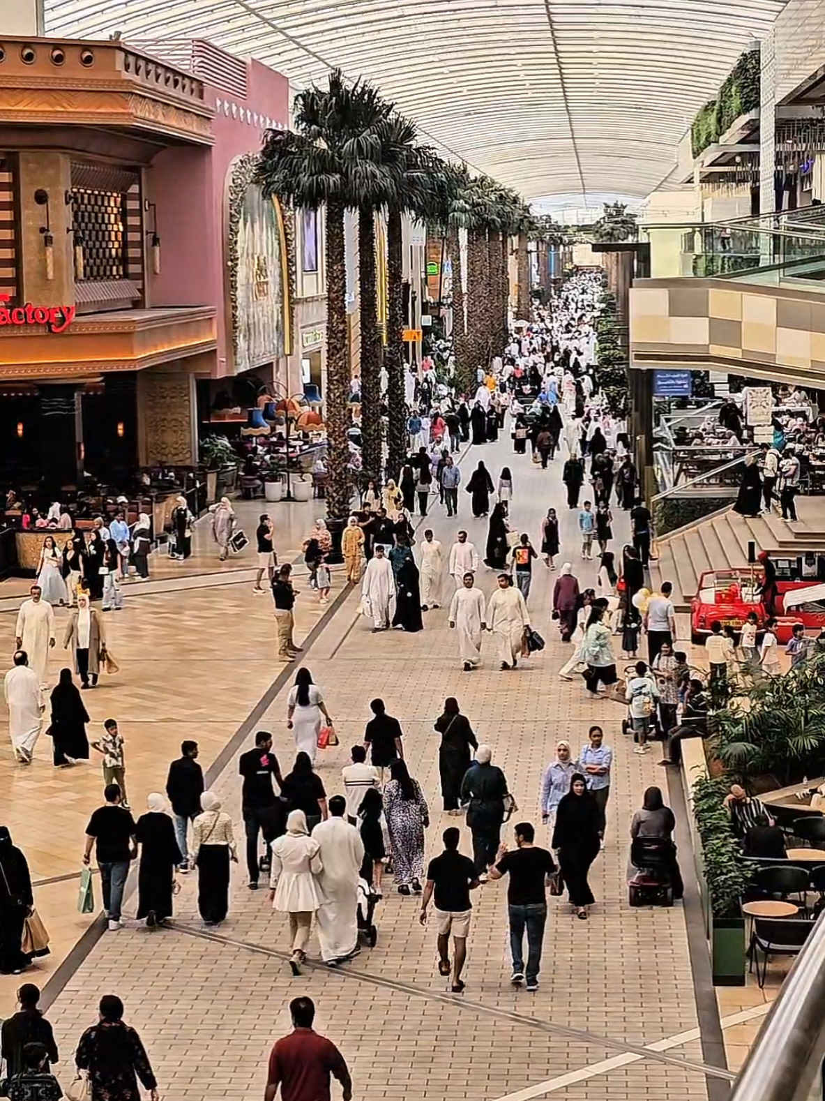 AVENUES MALL KUWAIT #kuwait #avenues #avenuesmall #mall 