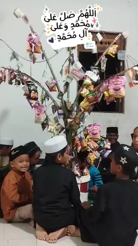 Keseruan malam Maulid #maulid #kyai #seru #maulidviral #maduraviral