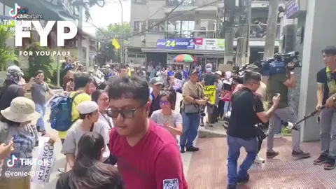 Tama naman ang tao bayan para sabl atin kinabukasan nang ating lipunan, same din dun sa Indonesia 💪👊✊🇵🇭💚💚💚