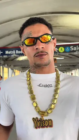 Mesmo que seja bizarro  seja você.! Mesmo que seja  estranho ❤️❤️❤️