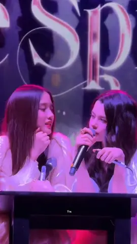 they're sooo😭🤍 FREEN BECKY LATAM TOUR PERU #FreenBecky1stFMinLima #ฟรีนเบค #FreenBecky  #beckysangels #srchafreen 
