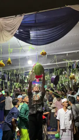 Bahagia atas bulan kelahiran Nabi.