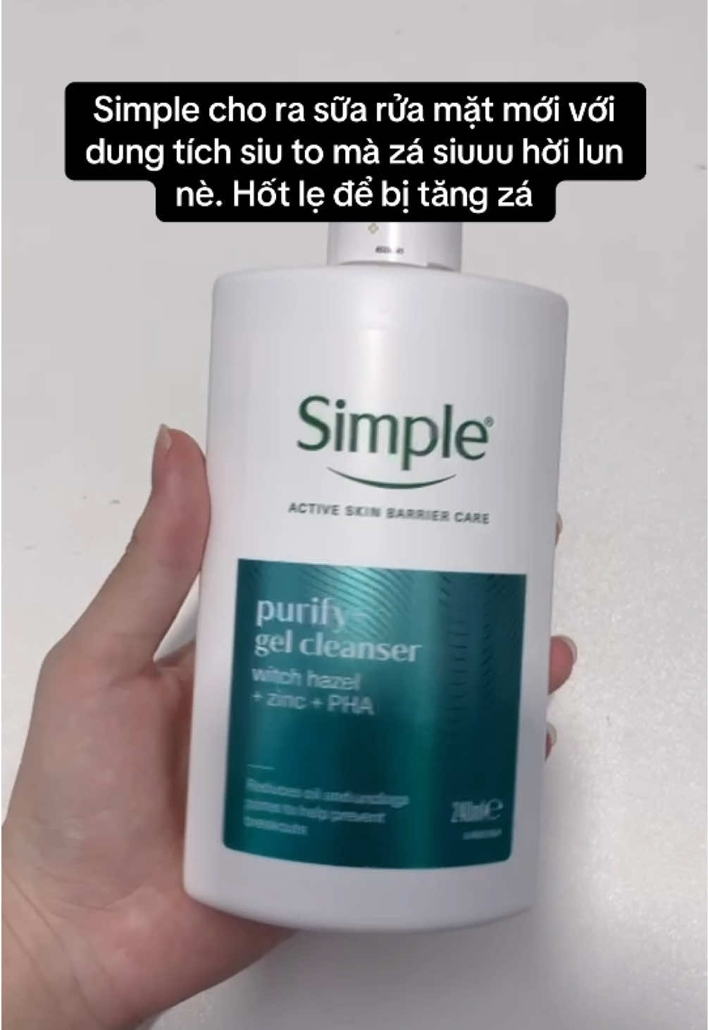 Sữa rửa mặt Simple vừa cho ra bản to 240ml dùng siuuu tiết kiệm lun nè  #dongianlaSimple #damunchonSimple #SkinTwin #hoptaccungUnilever #suaruamat 