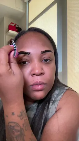 Shade 3 & it works effortlessly!!! 10/10 #fyp #eyebrowgel #eyebrowproducts #eyebrowtutorial #temporarytattooeyebrows 