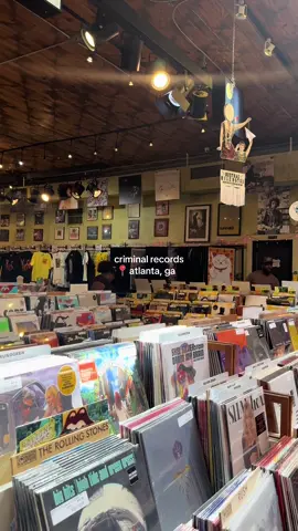 the coolest store in little five points for vinyl records, comic books, & music magazines!! it’s too bad i don’t even have a record player lol 🎶 #thingstodoatlanta #criminalrecords #vinylstore #littlefivepoints #atlanta 