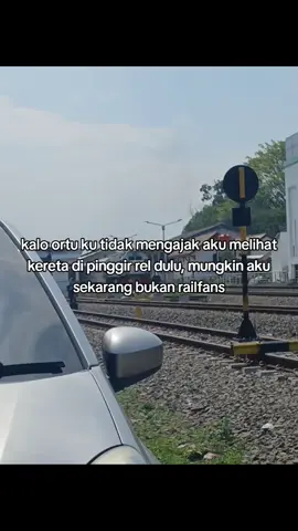berkat ortu, aku sekarang jadi railfans ❤️ #keretaapiindonesia #railfansindonesia #fyp #viral 
