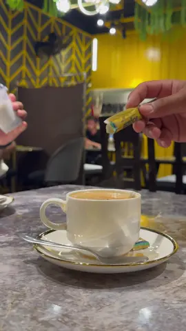 غم نہ کر سوہنیا لے چاہ پئی ☕️  #almidahcafehayatabad #peshawar #viral #eshuu410 #chailovers #line #vediography #amazing #fyp #fypシ #viral #viralvideo #foryou #foryoupage @AJN SOLAR TRADERS @Muhammad Kamran @AZIZ SOLAR TRADERS @𝐌𝚛◕‿◕ℍ𝐨𝐧𝐞𝐲 @Aziz & Co Electronics 