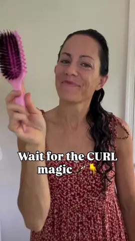 Is there anything better than watching flat, wet curls transform into bouncy, defined ones? 🙌 With the right routine + products, frizz doesn’t stand a chance. Healthy, hydrated curls = curls that lasts for days! 💃 Comment “CURLS” below and I’ll send you my exact curl routine + product lineup! #CurlyHairCare #DefinedCurls #CurlTransformation #FrizzFreeCurls #WashDayRoutine     