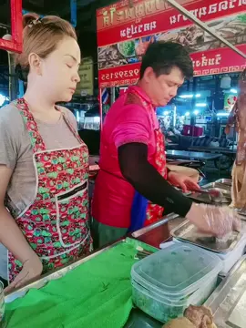 เต้นรำทำครัวกันค่ะ 😘😘🐷🦆🐔 #เคพีเป็ดพะโล้หัวหมูพะโล้สูตรดอนหวายนครปฐมสาขาตลาดไนท์กำแพงเพชร 