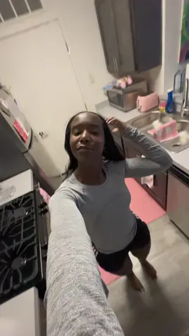 i love these vids so much!!🥹 #foryoupage #fyp #college #creatorsearchinsights #minivlog 