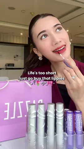 My happiness is my priority😉💅 Urusan uang belakangan xixixi 🤭 #DazzleMelndonesia #dazzlememakeups #DazzleMeBeauty #lippies 