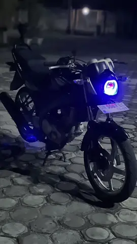 Lope lope nya kaka🫶🏻 #fyp #cinematic #vixion_modifikasi #viralvideo 