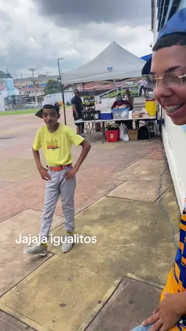 Ya encontramos al hermano menor del fren🙈😂