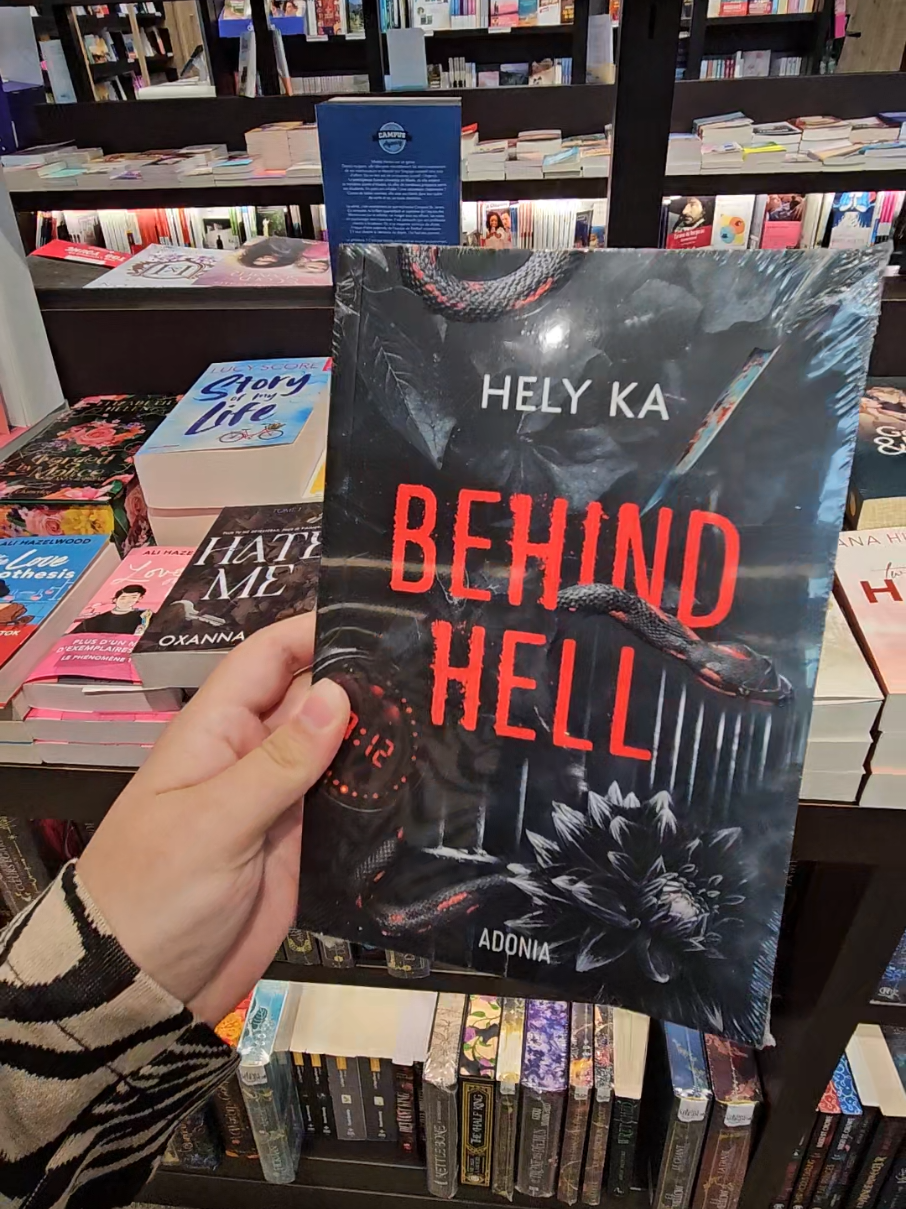 le jaspage est incroyableeee !!!!@Hely Ka @ed_adonia  #behindhell #helyka #darkromance #clubdeslecteurs #pourtoii 