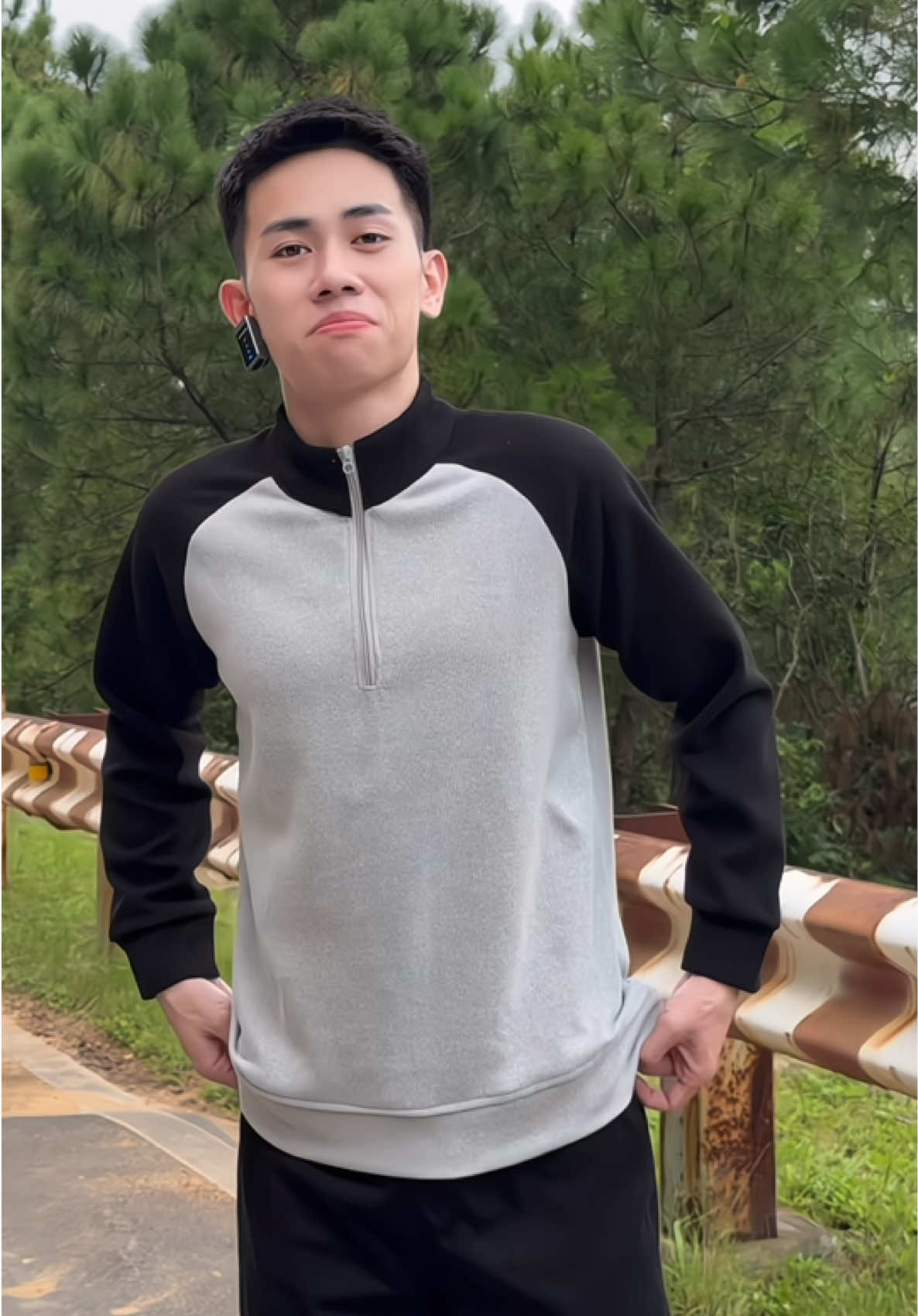 Áo Khoác Nỉ Nhung Tăm Sweater