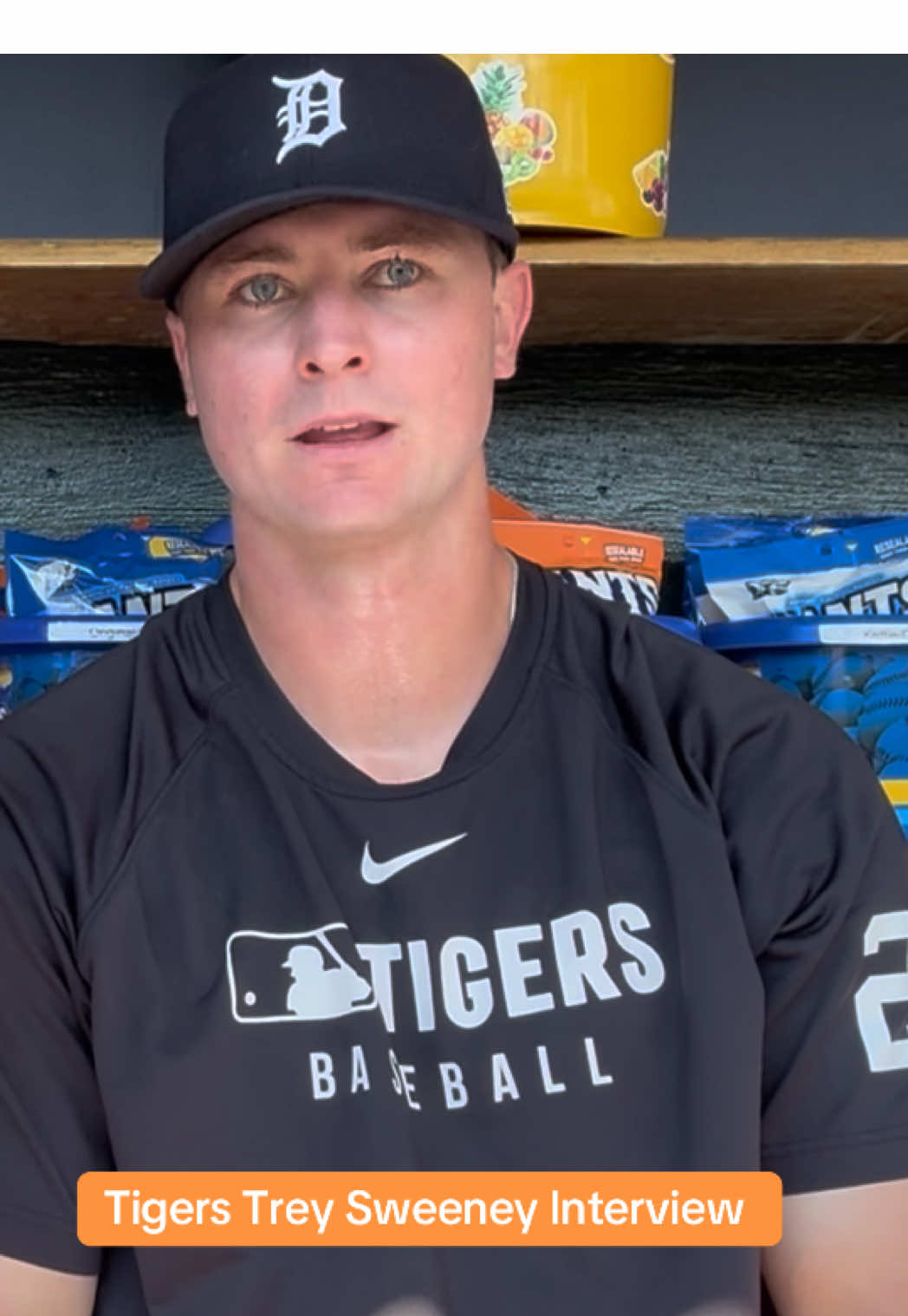 Tigers infielder Trey Sweeney interview in Detroit at Comerica Park 🐅 Sweeney was also the Yankees 1st round pick in 2021.  🎥: @Julian Guilarte  #tigers #detroit #interview #MLB #baseball 