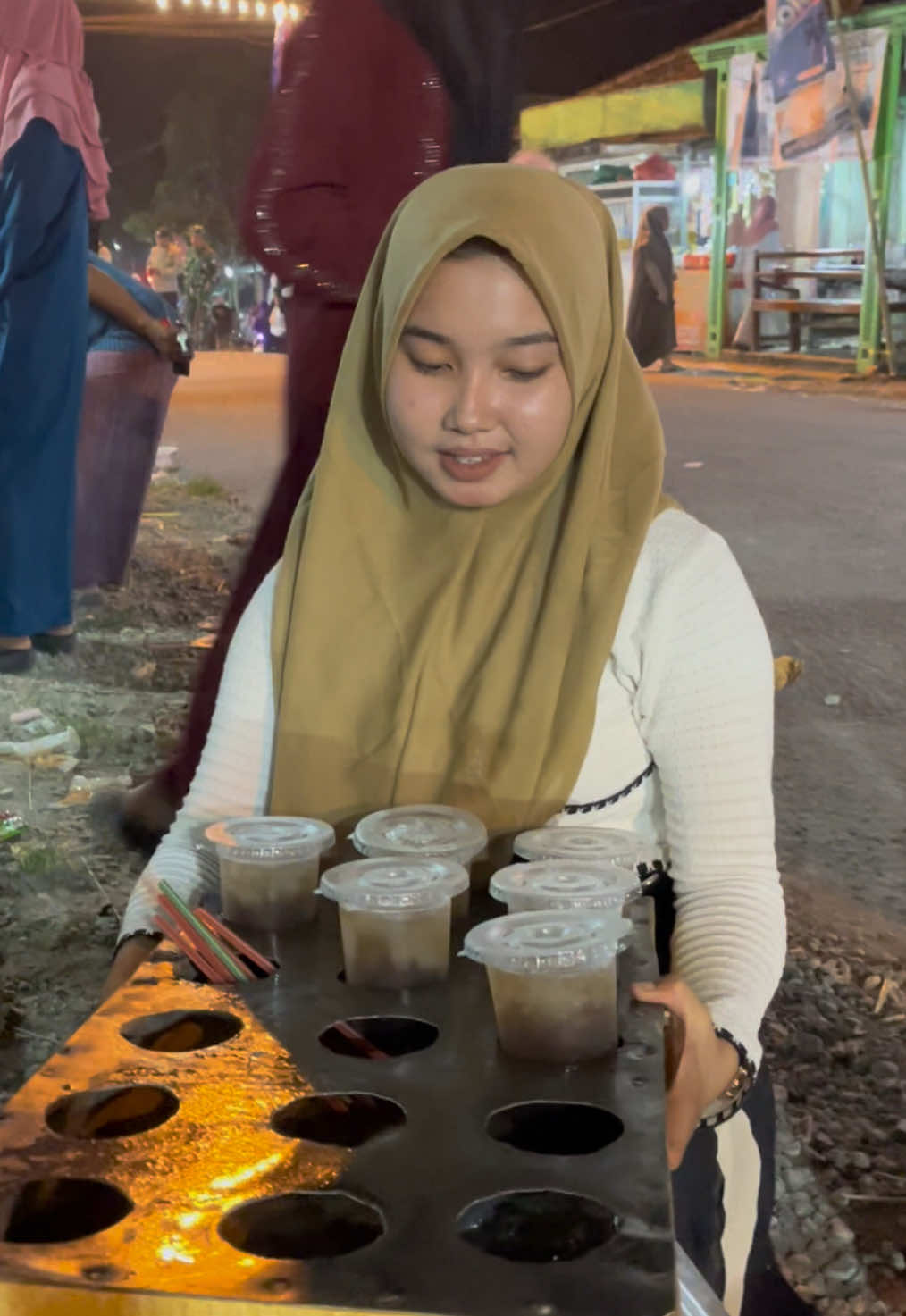ketemu sicantik @Farida kitty  #faridakitty #sampang #madurapride🔥 #karnaval #alunalunsampang 