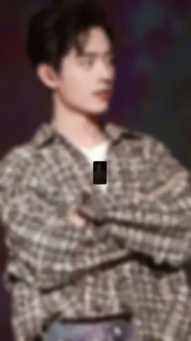 #CapCut #စိတ်ကောက်လိုလို့နှုတ်ခမ်းထော်ရင်😘😘😘😘😘 #wangyibo王一博💚xiaozhan肖战 #bxg_team🐰🦁 #yizhanfangirl 