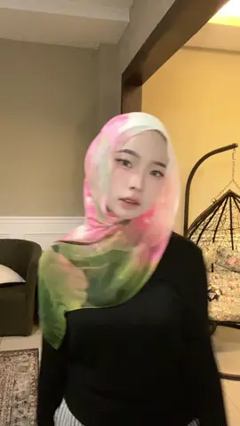 tengok beg kuning confirm terperanjat + terbeli #tudungshawl #viralvideo #fyp #fypシ 