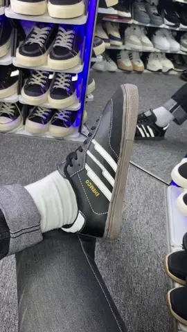 Rekomendasi sepatu cowok keren dari brand Ehem Company  #ehemcompany #sneakers #sepatusneakers #sepatucowok #sneakerscowok 