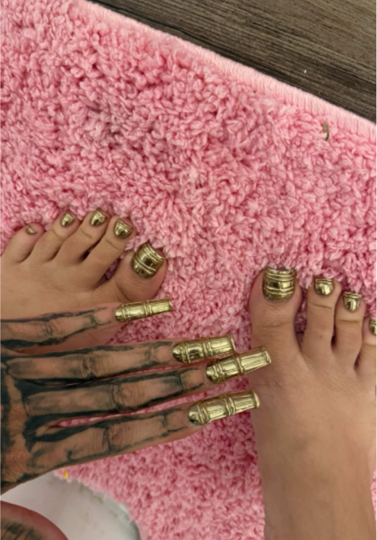 Golden Bamboo Earrings Nail Set🏆🎋 I really didn’t like them at first it had to grow on me. #fyp #explore #nail #bambooearrings 