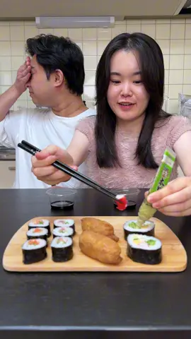 I didn't expect this🍣🤣 #challenge #couple