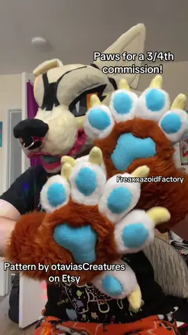 Paws completed for @Lycan ! Next are his feet paws and legs :)) // #furry #fursuitmaker #fursuitpaws #scenefurry #fursuitcommissions