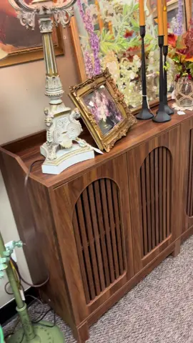 Stunner❤️#antiques #siouxcityiowa #upcycling #giftshop #giftshop 