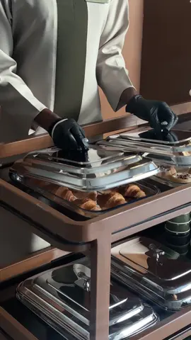 Manoir Trolley ✨ - 1400 AED only ! #alain #explorepage #catrering 