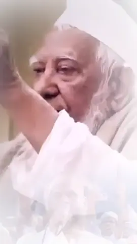 মরহুম আমিরে হেফাজত আল্লামা আহমদ শফি রহিমাহুল্লাহ। আল্লাহপাক হযরতের কবরকে জান্নাতের টুকরো বানিয়ে দিন।#বাংলাদেশ_খেলাফত_যুব_মজলিস #foryou #foryoupag #trending 
