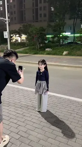 Con tiếp tục nhảy ạ  #thinhhanh #foryoupage #foryou #fyp #viral 