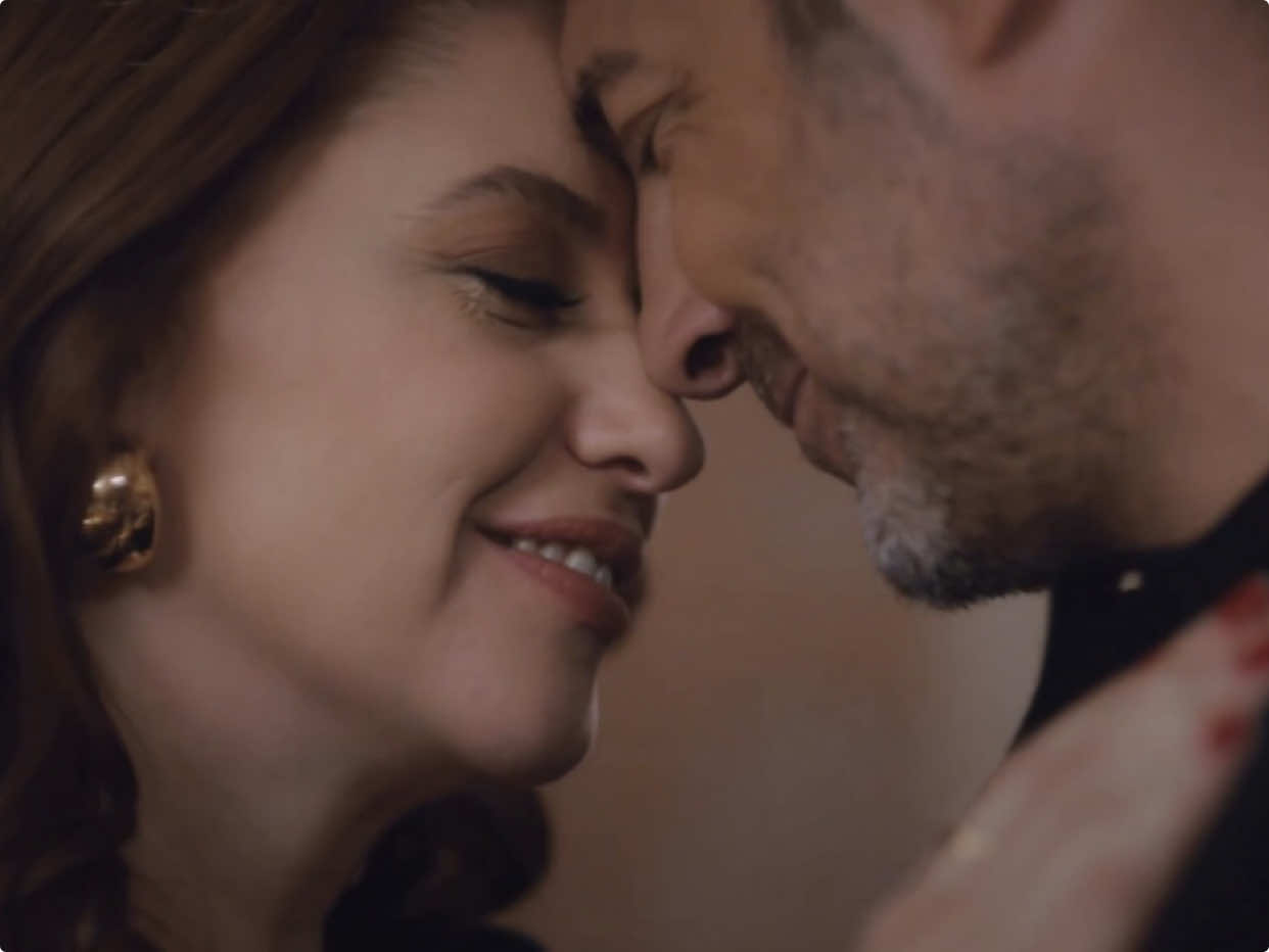 The cut that always bleeds  #KıvMer #KızılcıkŞerbeti #evrimalasya #kıvılcımarslan #fyp 