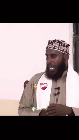 share garee walal #wacdi_iyo_waano #sheekhmustafe #sheekh_xusen_cali_jabuti #somalitiktok #somali 