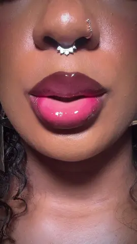In the Middle of the Night 🍧🍧 #lipcombo #lipliner #glossylips #liplinertutorial 🫶🏿💕