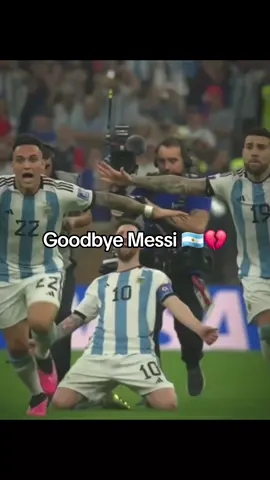 I can't believe that today is his last match in Argentina 💔😭🇦🇷#messi #argentina #end #fyp #dc 