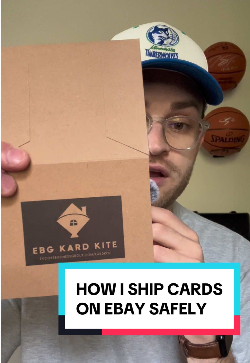 This is the safest and most effective way to ship sports card singles on eBay through the eBay standard envelope program! #ebgkardkite #autographs #minnygraphs #sportscards #ebay 