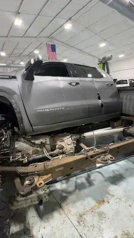 Our truck fell off the lift at the Chevy dealership. Video of the damage #chevy #gmc #gmcsierra #gm #truck @GMC @Chevrolet 